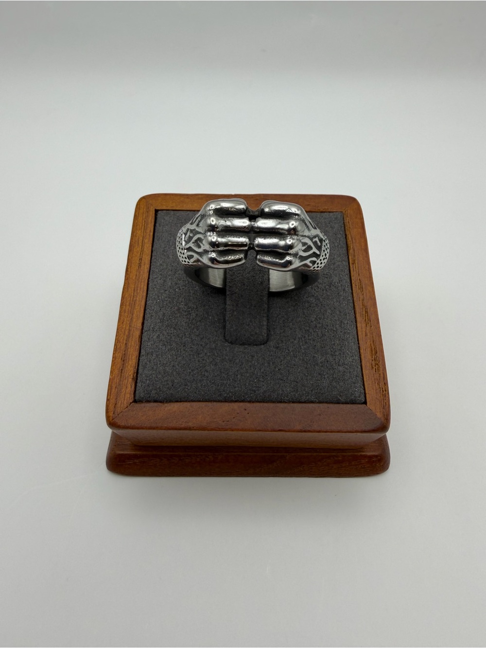 Metal Gloves Ring
